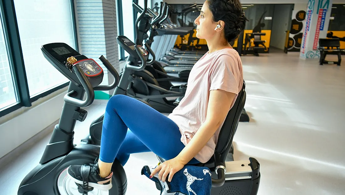 Beylikdüzü Belediyesi Yetişkin Spor Kurslarıyla Sağlıklı Yaşamı Destekliyor