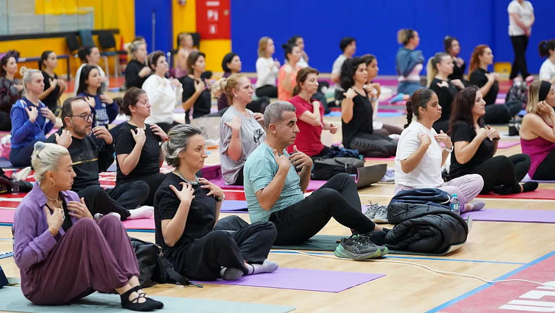 Beylikdüzü Güne Yogayla Başladı