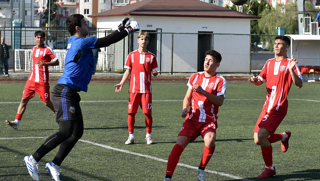 Kepez’in Futbol Altyapısında Değişim