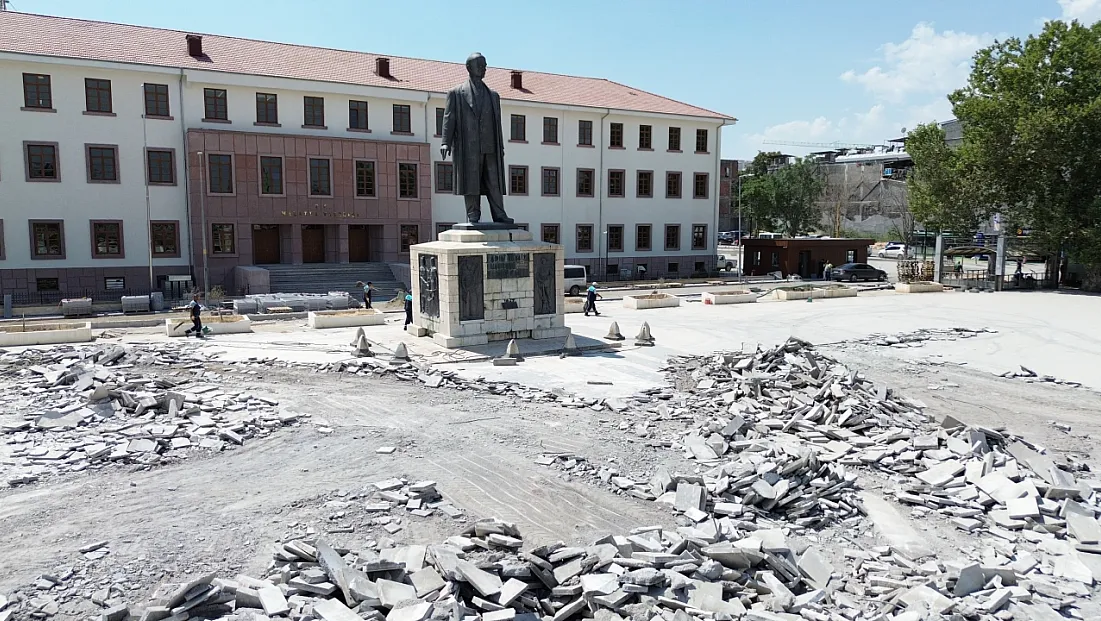 Malatya’nın Tarihi Çarşısında 2 Ayda Tamirat ve Yenileme