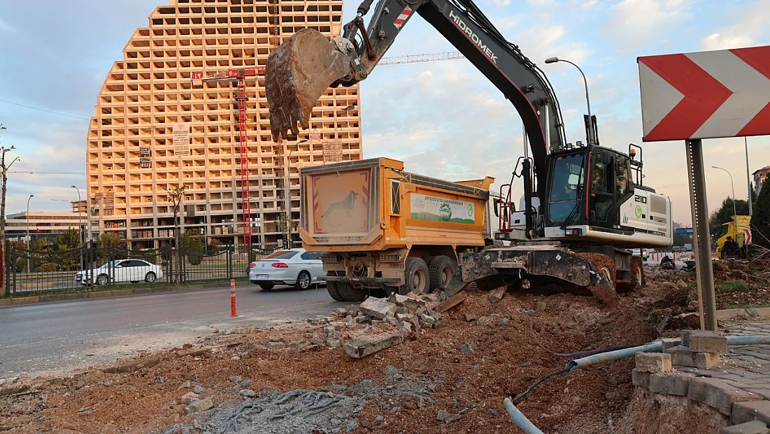 Şerit Arttırımı İle Trafiğe Nefes Aldırıldı