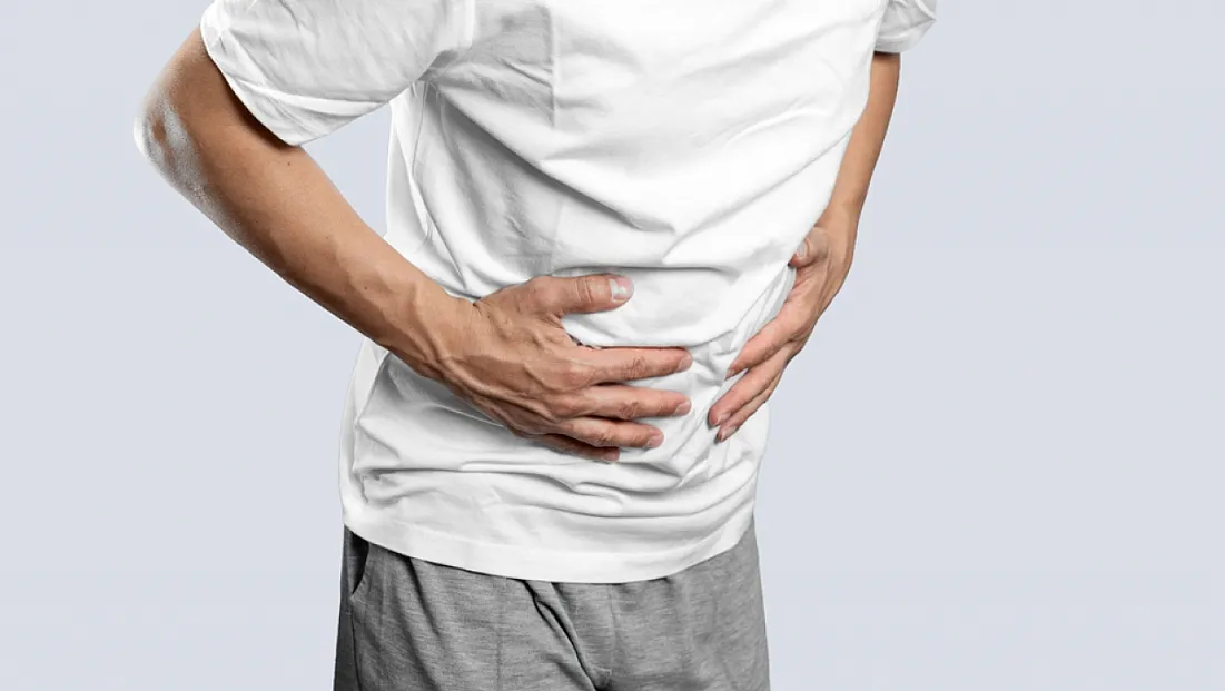 Şiddetli karın ağrısının nedeni divertikülit olabilir