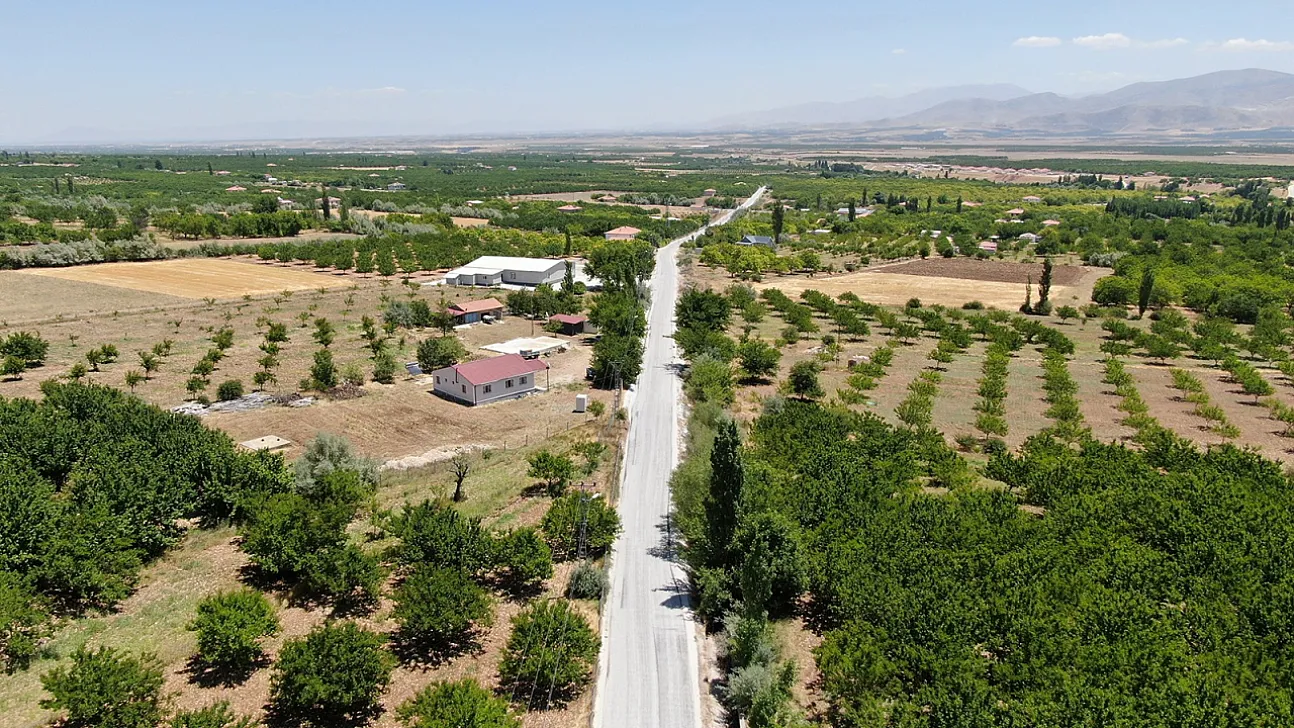 Malatya'da İlçeler Yeni Yollarına Kavuşuyor