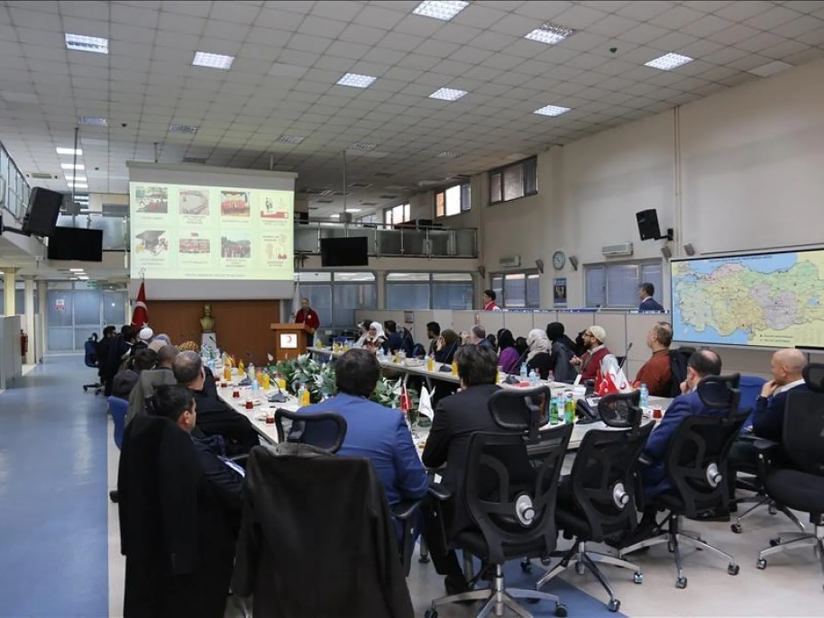 Yabancı Akademisyenlerden Kızılay'a Ziyaret