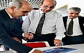 Pazar Yerinde Kitap Sessizliği Başkan Geçit'ten Sıra Dışı Kütüphane Projesi!