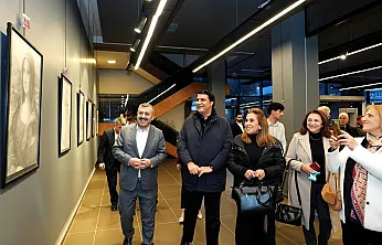 104 Eserle 104. Yıl Sergisi Açıldı