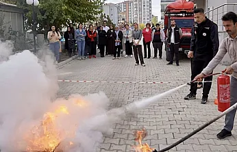 Malatya'da Sağlık Çalışanlarına Afet Farkındalık Eğitimi