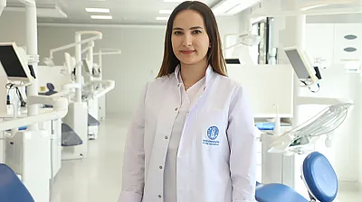 Gebelikte Diş Eti Büyümesini Hafife Almayın