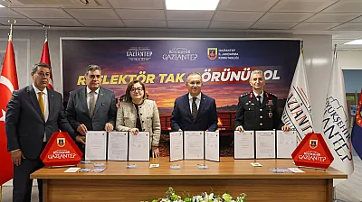 İş Birliğinde, Çiftçilere Reflektör Dağıtımı İçin Protokol İmza Töreni Düzenlendi