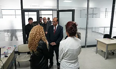 Başkan Geçit, Aile Danışma ve Sağlıklı Yaşam Merkezi'ni Ziyaret Etti