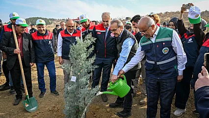 Milli Ağaçlandırma Gününde 2200 Fidan Toprakla Buluştu