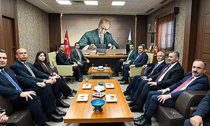 AK Parti Genel Sekreteri İnan'dan Yılmaz'a Ziyaret