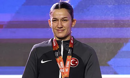 Malatyalı Boksör Hatice Akbaş, Dünya İkincisi Oldu