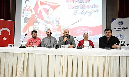 Milli Sporcular Battalgazi'li Gençlerle Buluştu