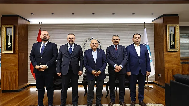 Başkan Büyükkılıç'a Komşu İl Ve İlçelerden Ziyaretçi Akını