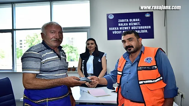 Battalgazi Belediyesi Personelinden, İnsanlık Ölmedi Dedirten Davranış