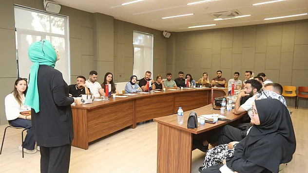 Evlilik Öncesi Eğitime İlgi Büyük: Siz de Yerinizi Alın!