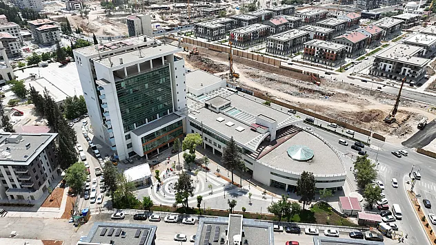 Gençlerin yeni mekanı… Kırk Altı Meydan Hizmete Hazırlanıyor