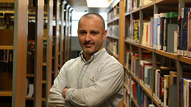 Tercihleri Yaparken Yapay Zekâya Değil Kolektif Zekâya Güvenin Uyarısı!