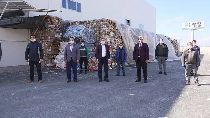 557 Ton Kağıt Karton Ambalaj Atığı Topladık