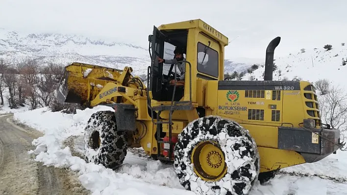 712 Mahallede Yol Açma Çalışmaları Tamamlandı