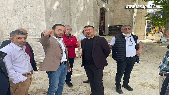 Ağbaba: Yeni Cami'de Yapılan Düzenleme Camiyi Çevreden Koparıyor