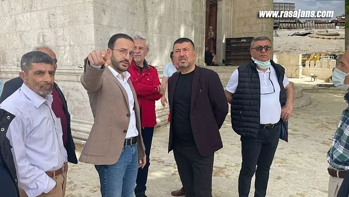 Ağbaba, Yeni Cami Neden Hapsedildi? Buna Kim İzin Verdi?
