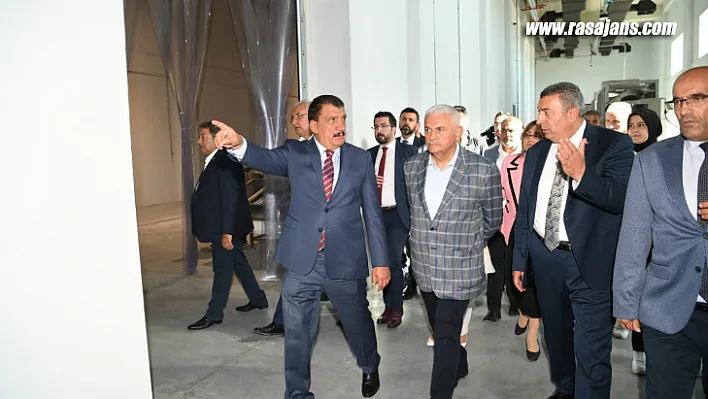 Ak Parti Genel Başkan Vekili Binali Yıldırım Hizmet Ve Yatırımları Gezdi