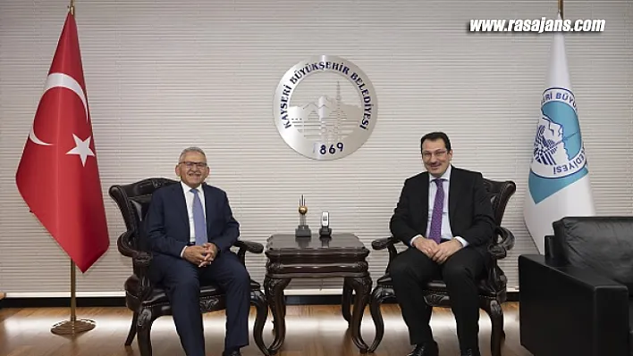AK Parti Genel Başkan Yardımcısı Yavuz'dan Başkan Büyükkılıç'a Övgüler