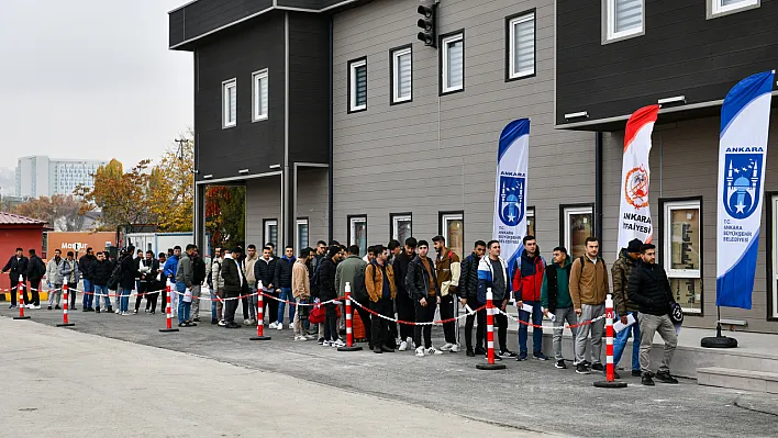 Ankara İtfaiyesinin 300 İtfaiye Memuru Alımına Yoğun İlgi