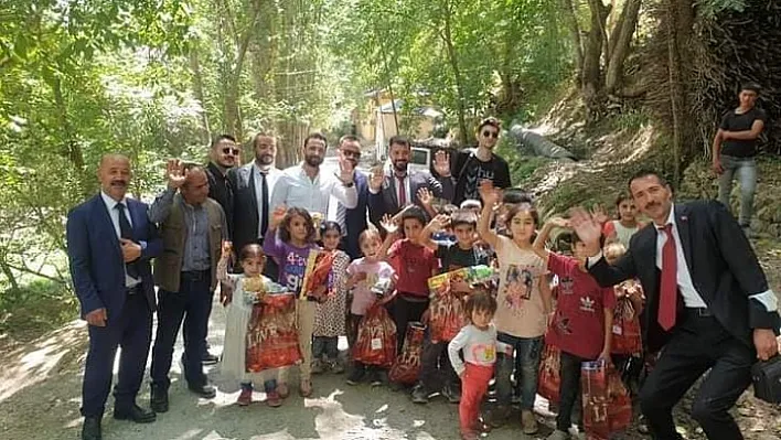 Avrupa'dan Gelen Yardımlar Van'da  Gönülleri Fethetti