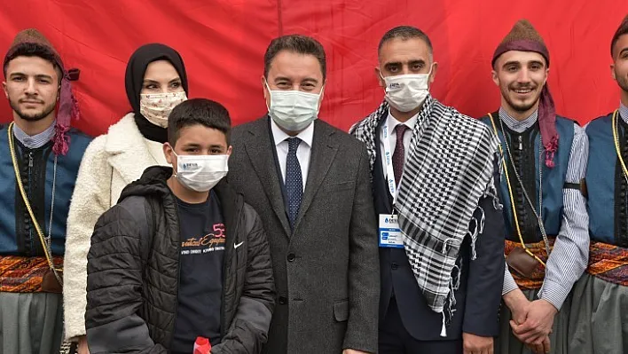 Babacan Diyarbakır'dan Seslendi: