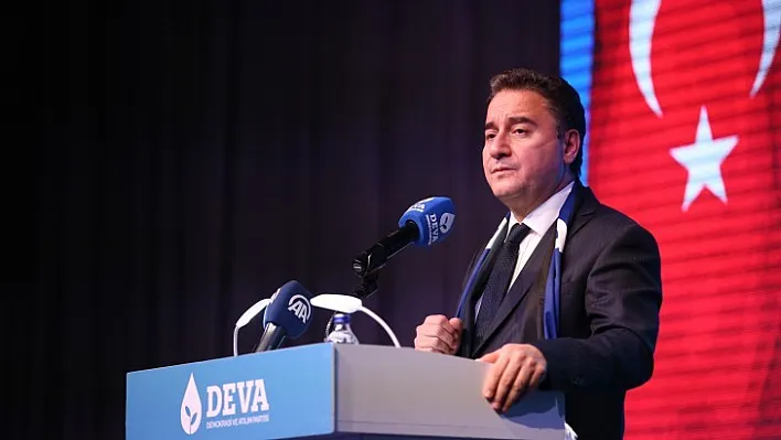 Babacan 'Salgının Bu Noktaya Gelmesinin Sorumlusu Saray Yönetimidir