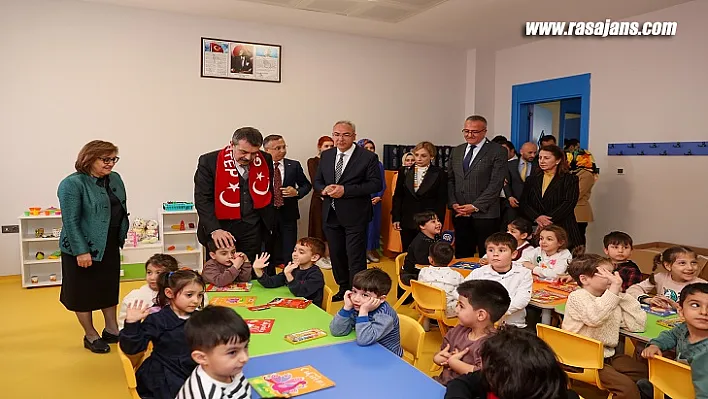 Bakan Tekin: Gaziantep, Fatma Başkanın Kadrini Kıymetini Bilmeli