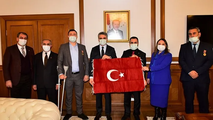 Başkan Aylar Vali Baruş'u Ziyaret Etti