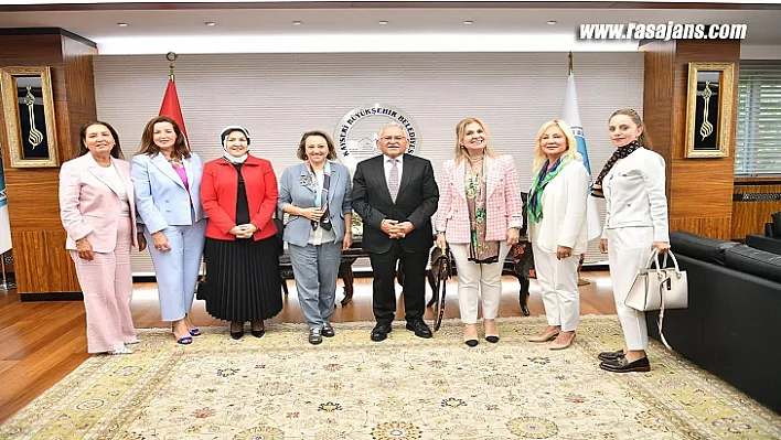 Başkan Büyükkılıç'a Hayırlı Olsun Ziyaretleri Sürüyor