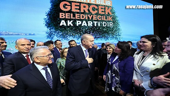 Başkan Büyükkılıç, Ak Parti Seçim Beyannamesi Tanıtım Toplantısı'na Katıldı