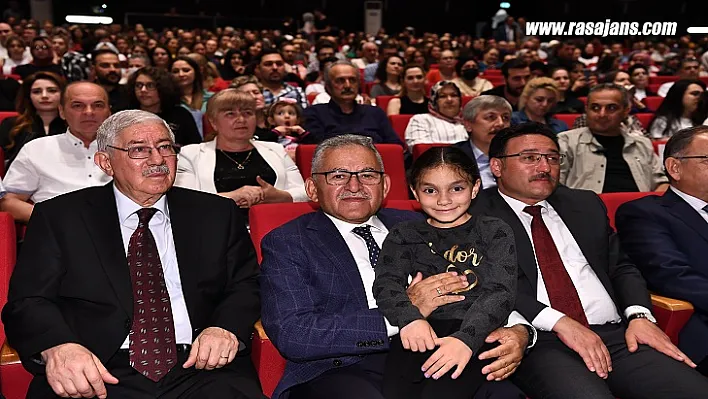 Başkan Büyükkılıç, Kafkas Derneği'nin Kültür Gecesi'ne Katıldı