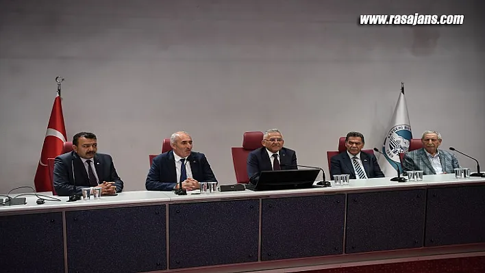 Başkan Büyükkılıç KESOB Ve 33 Oda Başkanını Ağırladı