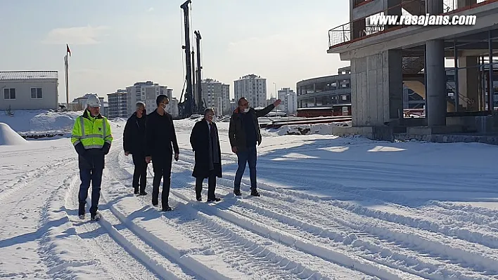 Başkan Büyükkılıç'tan Havalimanı İncelemesi