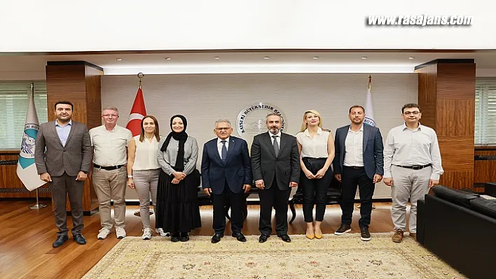 Başkan Büyükkılıç'tan Kapsamlı Raylı Sistem Toplantısı