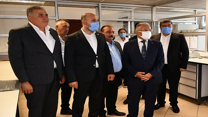 Başkan Büyükkılıç'tan Ticaret Borsası'na Ziyaret