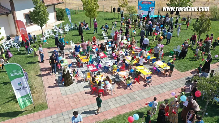 Başkan Çınar, Çocuklarımızın Eğitim Hayatlarına Güzel Dokunuşlarda Bulunuyoruz