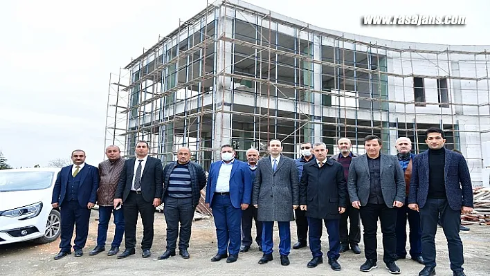 Başkan Çınar, Şahintepesi Macera Parkı Ve Sosyaltesisleri İnşaatını Ziyaret Etti
