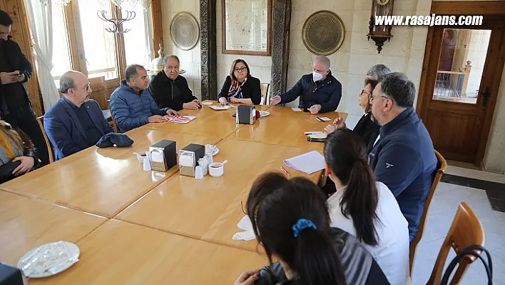 Başkan Fatma Şahin'den Zincirli Bedesten Esnafına Destek Eli!