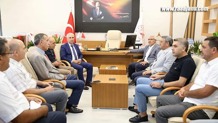 Başkan Güder'den Başhekim Karaaslan'a Hayırlı Olsun Ziyareti