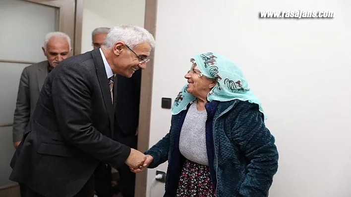 Başkan Güder, Hatunsuyu Mahalle Sakinleri İle Buluştu