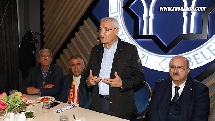 Başkan Güder, İlçedeki Muhtarlarla Buluştu
