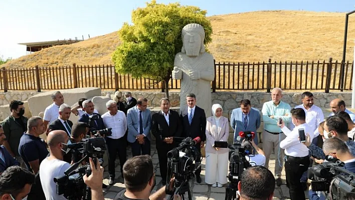 Başkan Güder Unesco Dünya Kültür Mirası Kalıcı Listesi'ne Girme Kararı Hayırlı Olsun