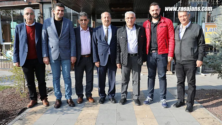 Başkan Güder, Veteriner Hekimlerin Sorunları Dinledi